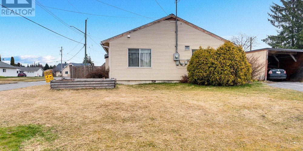 110 WILLISCROFT STREET Kitimat Photo 2