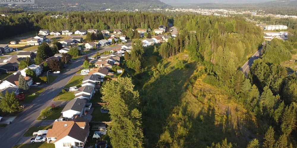 3402 FLOYD STREET Terrace Photo 2