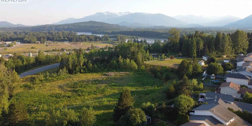 3405 FLOYD STREET Terrace Photo 2