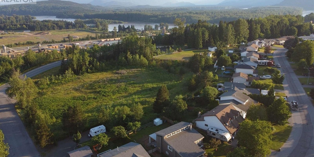 3405 FLOYD STREET Terrace Photo 3