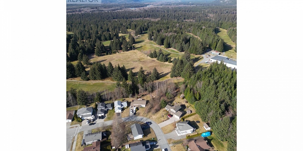 22 STICKNEY STREET Kitimat Photo 35