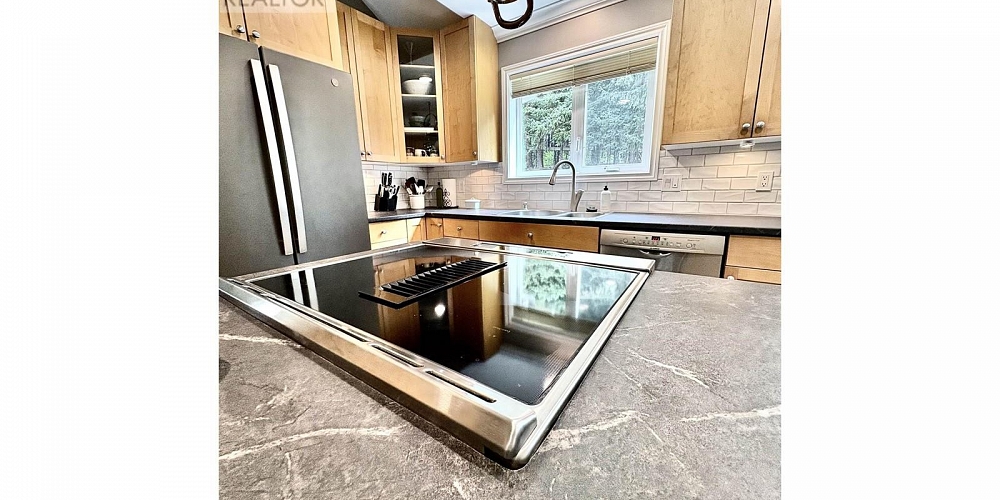 22 STICKNEY STREET Kitimat Photo 5