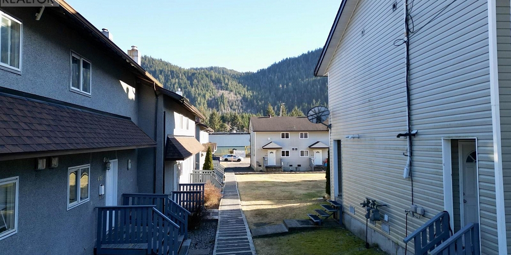 420 W 9TH AVENUE Prince Rupert Photo 30