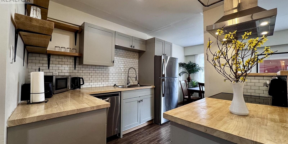 420 W 9TH AVENUE Prince Rupert Photo 4