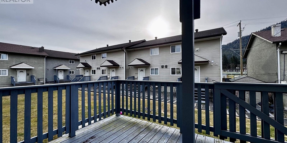 420 W 9TH AVENUE Prince Rupert Photo 5