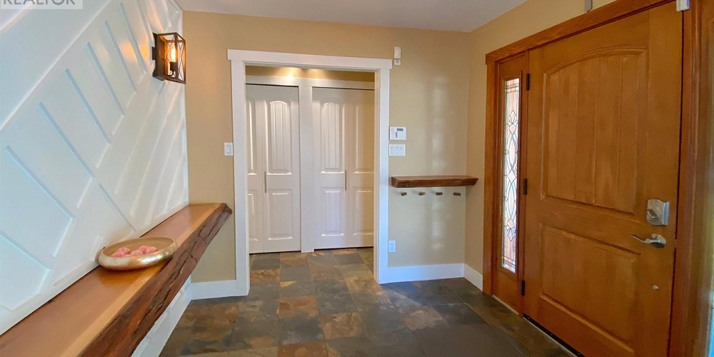 1121 SUMMIT AVENUE Prince Rupert Photo 6