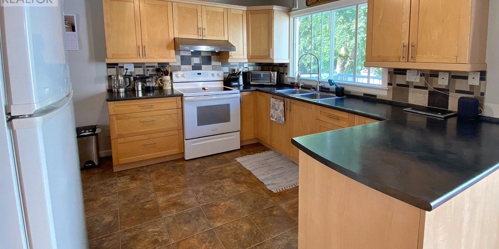 315 ALBERTA PLACE Prince Rupert Photo 7
