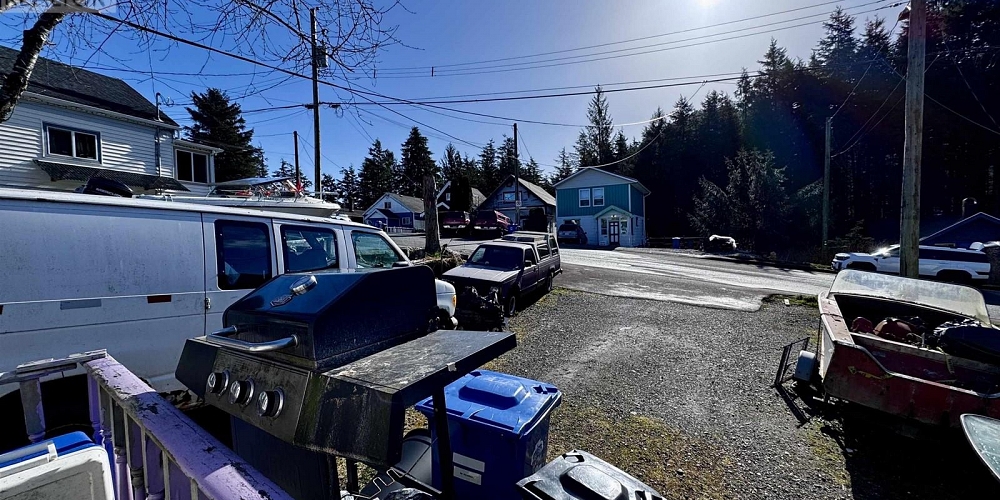 207-209 E 9TH AVENUE Prince Rupert Photo 14
