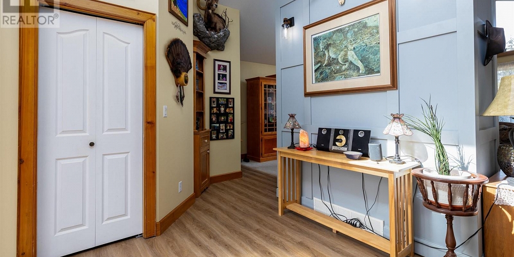 3009 SOLOMON WAY Terrace Photo 4