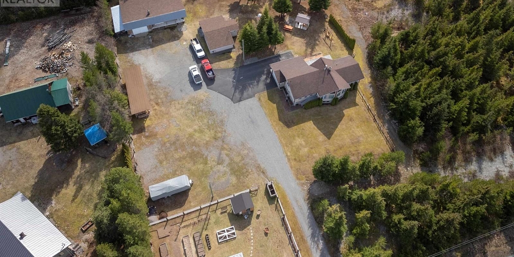3009 SOLOMON WAY Terrace Photo 40