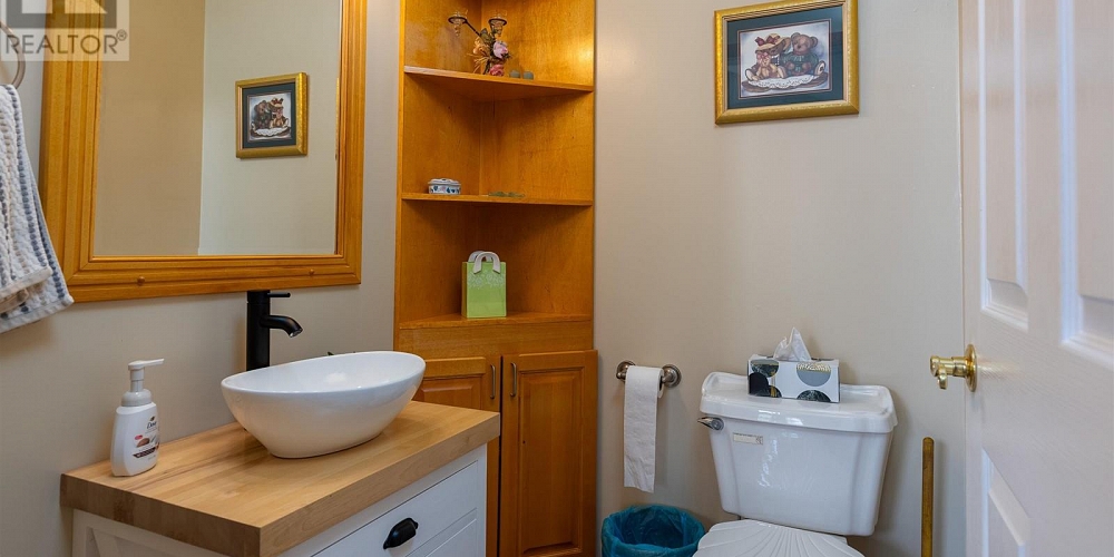 3009 SOLOMON WAY Terrace Photo 8