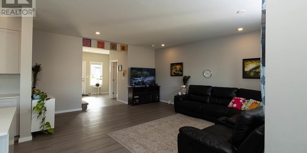 3805 WIRTL STREET Terrace Photo 5