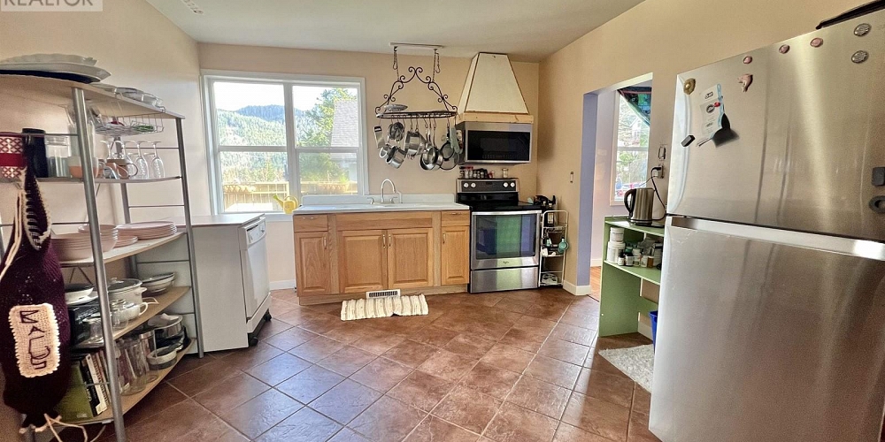 625 TAYLOR STREET Prince Rupert Photo 10