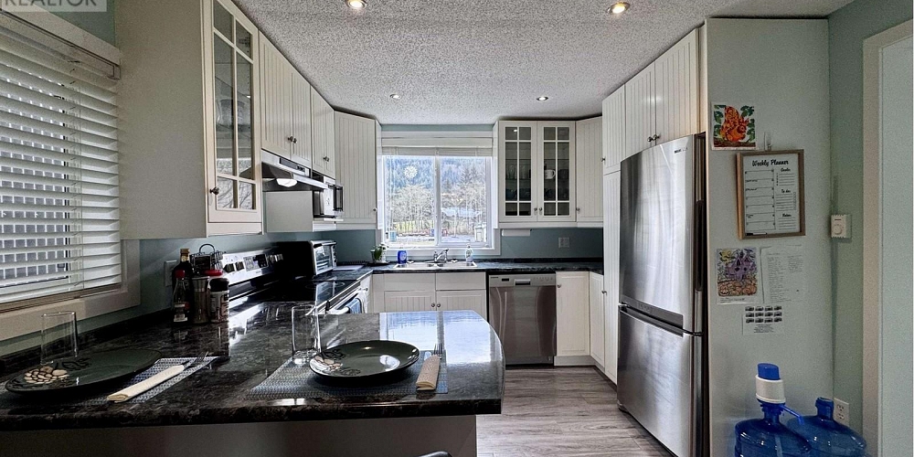 349 W 9TH AVENUE Prince Rupert Photo 11