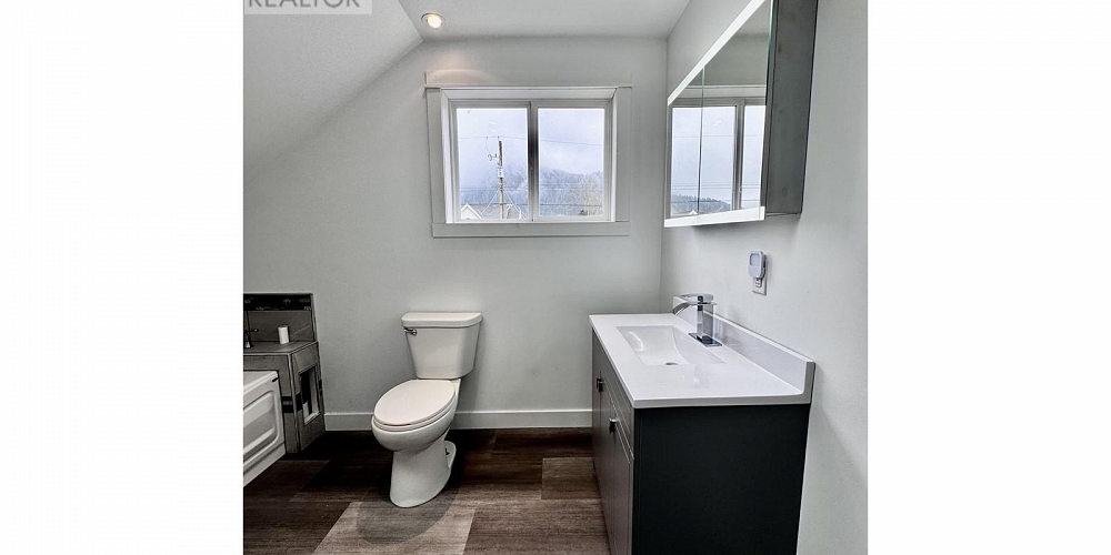 405 E 5TH AVENUE Prince Rupert Photo 17
