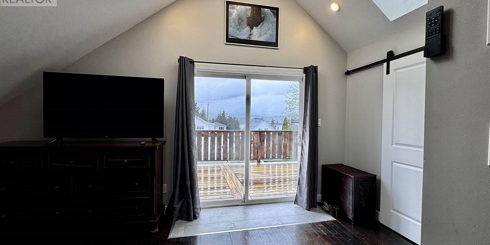 405 E 5TH AVENUE Prince Rupert Photo 22
