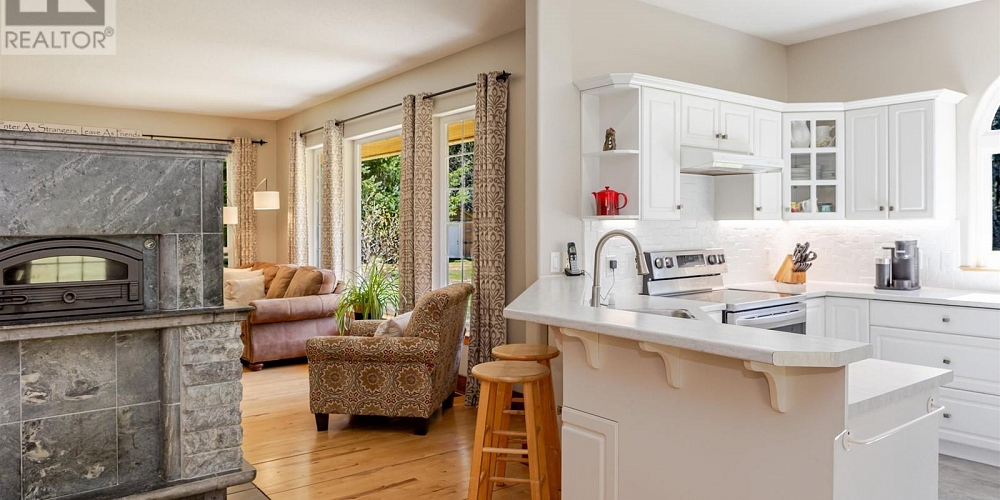 499 QUATSINO BOULEVARD Kitimat Photo 10