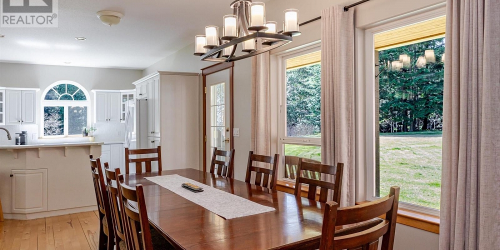 499 QUATSINO BOULEVARD Kitimat Photo 14