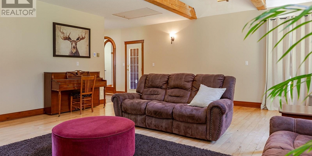 499 QUATSINO BOULEVARD Kitimat Photo 21