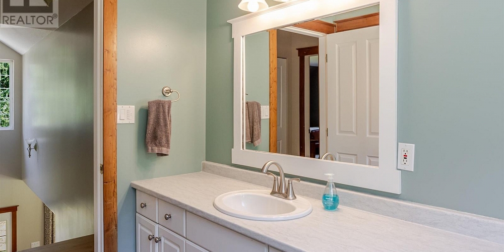 499 QUATSINO BOULEVARD Kitimat Photo 29