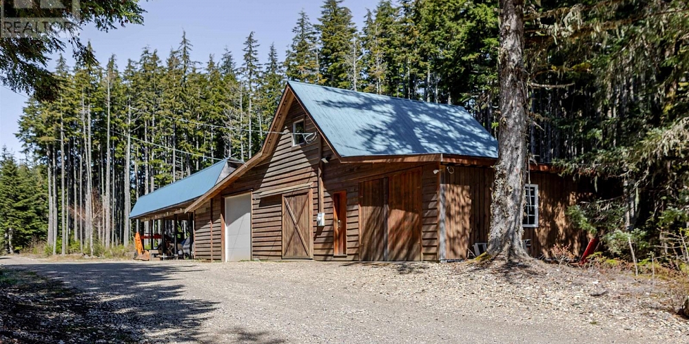 499 QUATSINO BOULEVARD Kitimat Photo 37