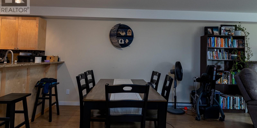 107 4719 DAVIS AVENUE Terrace Photo 4