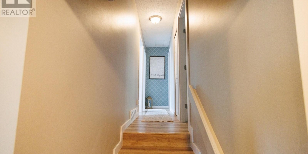 4922 LAMBLY AVENUE Terrace Photo 12