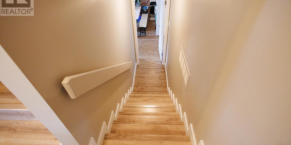 4922 LAMBLY AVENUE Terrace Photo 20