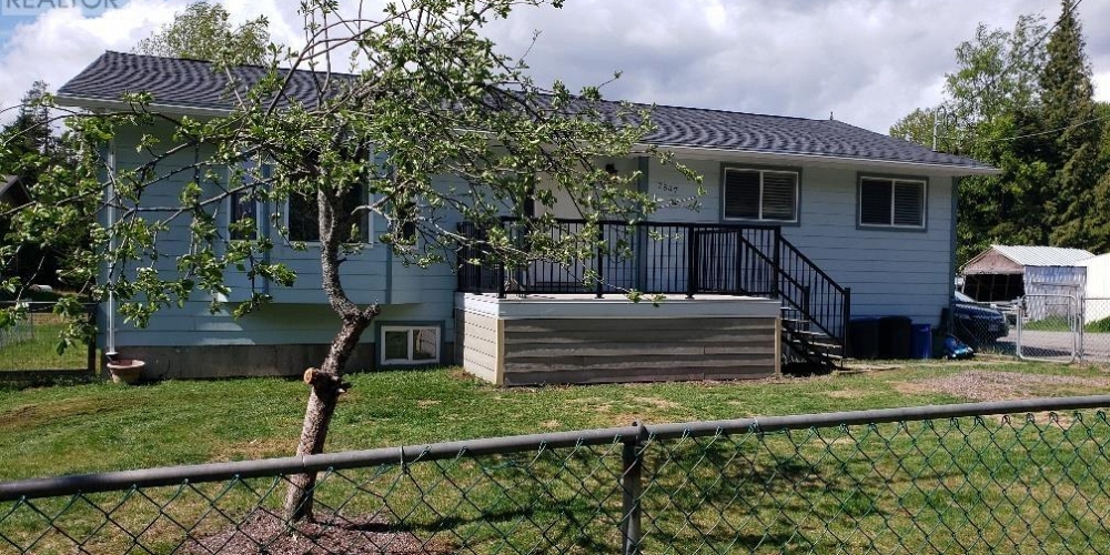 2847 THORNHILL STREET Terrace Photo 2
