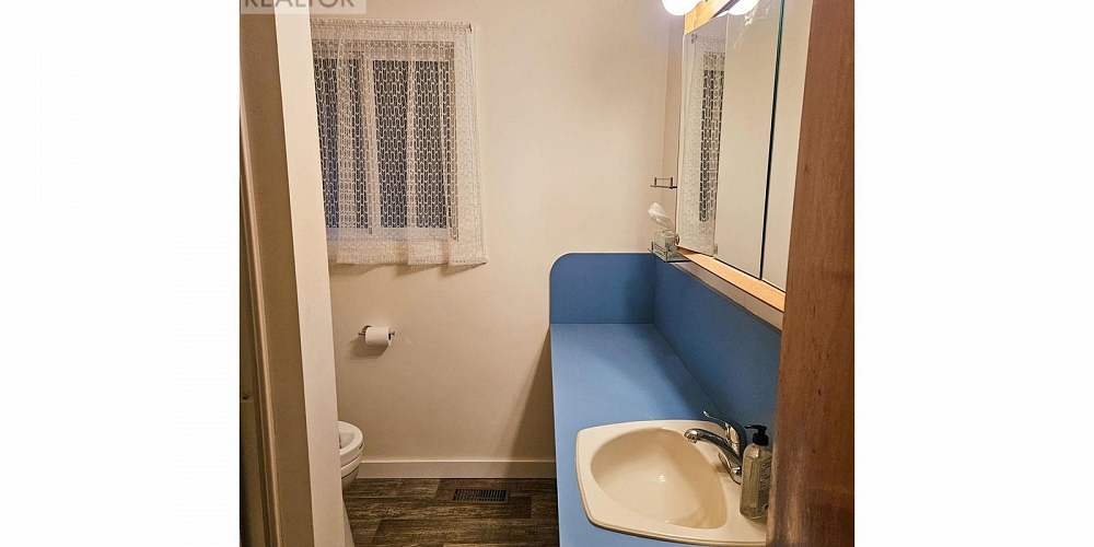 1452 ALBATROSS AVENUE Kitimat Photo 14