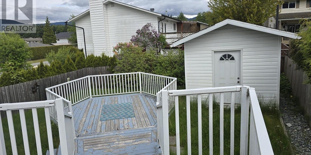 107 BRAUN STREET Kitimat Photo 19