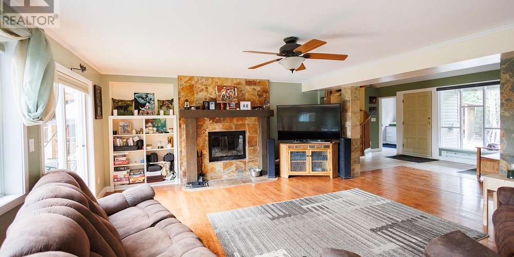 505 SOCKEYE CREEK STREET Lakelse Lake Photo 13