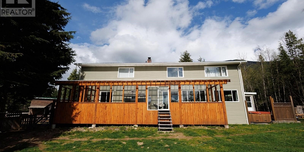 505 SOCKEYE CREEK STREET Lakelse Lake Photo 34