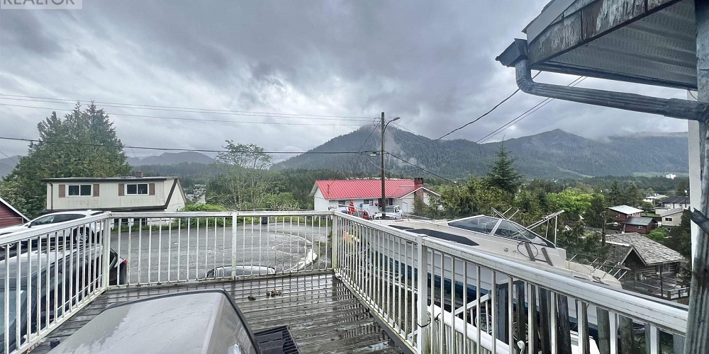 1311 PIGOTT AVENUE Prince Rupert Photo 30