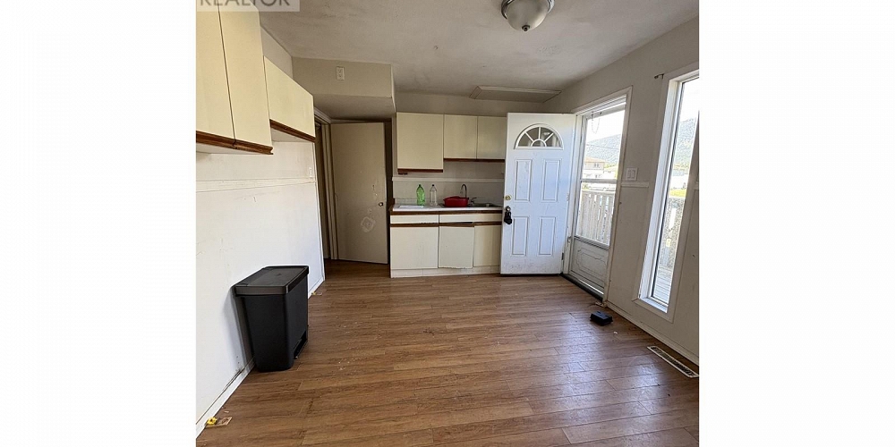 77 WEDEENE STREET Kitimat Photo 3