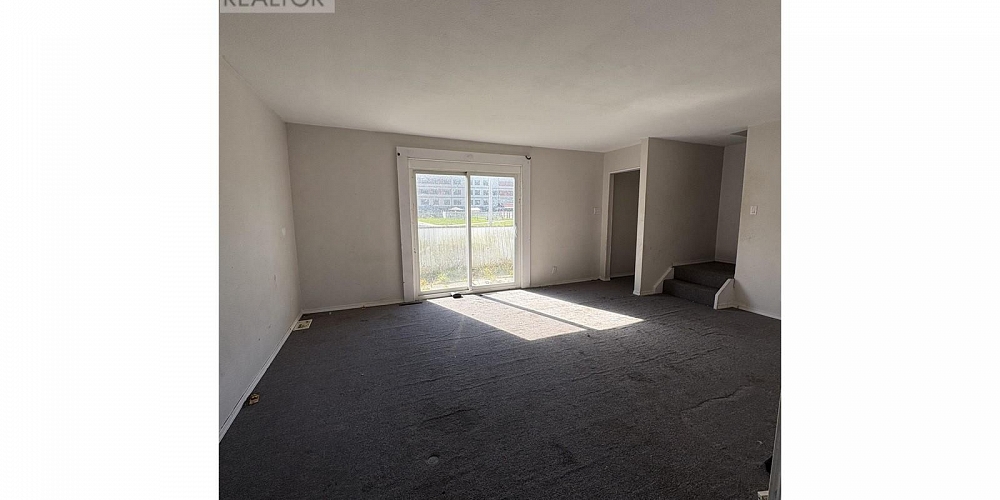 77 WEDEENE STREET Kitimat Photo 4