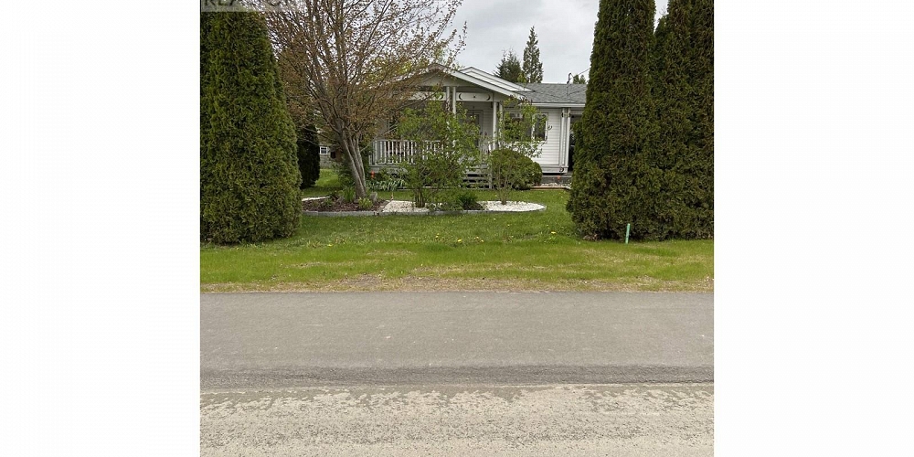 4832 GRAHAM AVENUE Terrace Photo 20