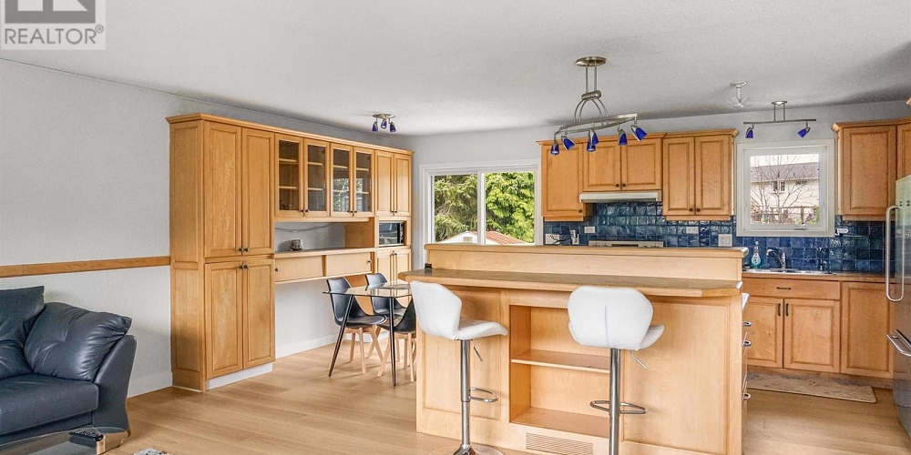 40 GWYN STREET Kitimat Photo 2