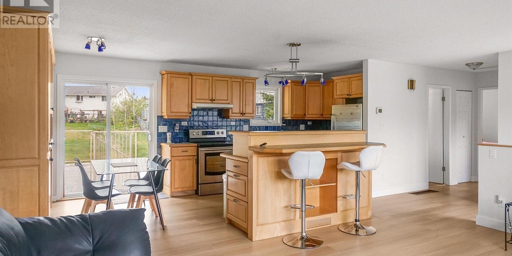 40 GWYN STREET Kitimat Photo 4