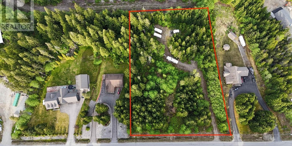 84-98 DEWBERRY STREET Kitimat Photo 2