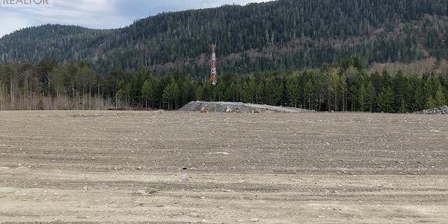 DL251 W 16 HIGHWAY Prince Rupert Photo 7