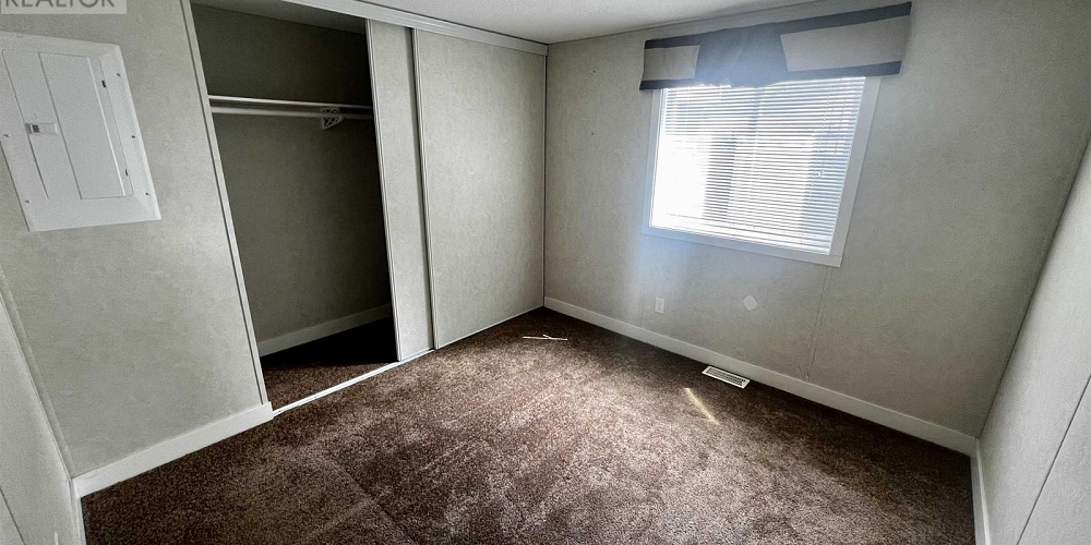 30 4619 QUEENSWAY DRIVE Terrace Photo 13
