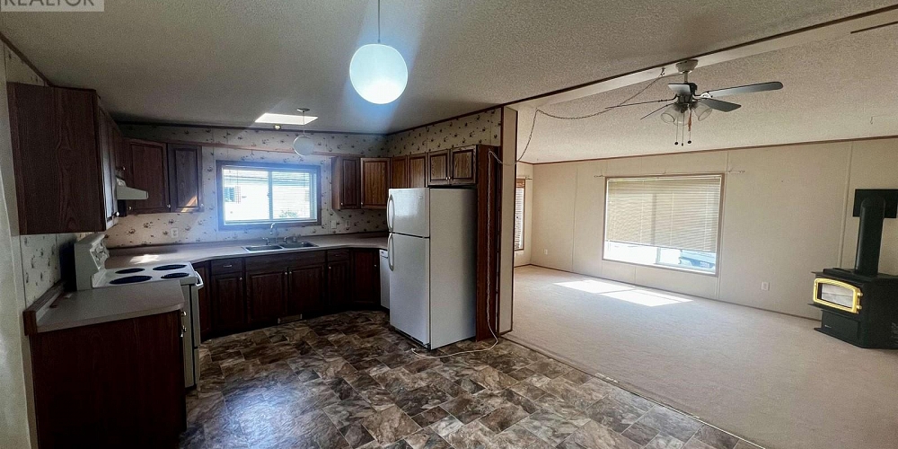 8 4619 QUEENSWAY DRIVE Terrace Photo 11