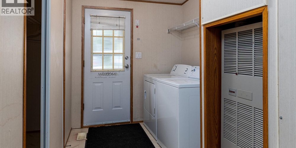 8 4619 QUEENSWAY DRIVE Terrace Photo 11