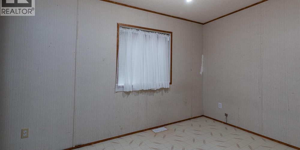 8 4619 QUEENSWAY DRIVE Terrace Photo 15