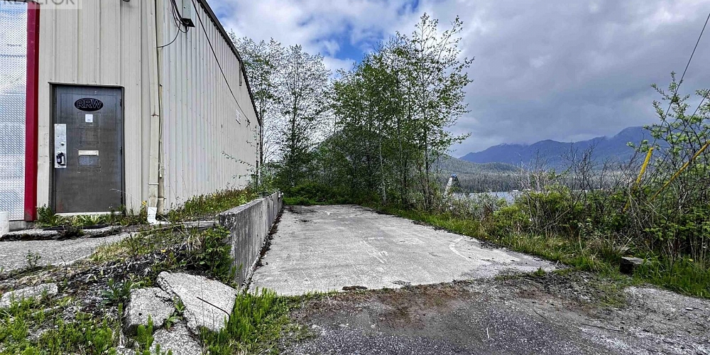 101 KAIEN ROAD Prince Rupert Photo 3
