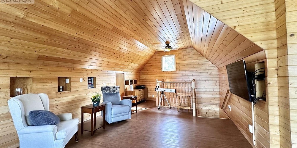 2605 FIRST AVENUE Terrace Photo 15