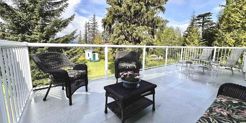 2605 FIRST AVENUE Terrace Photo 28