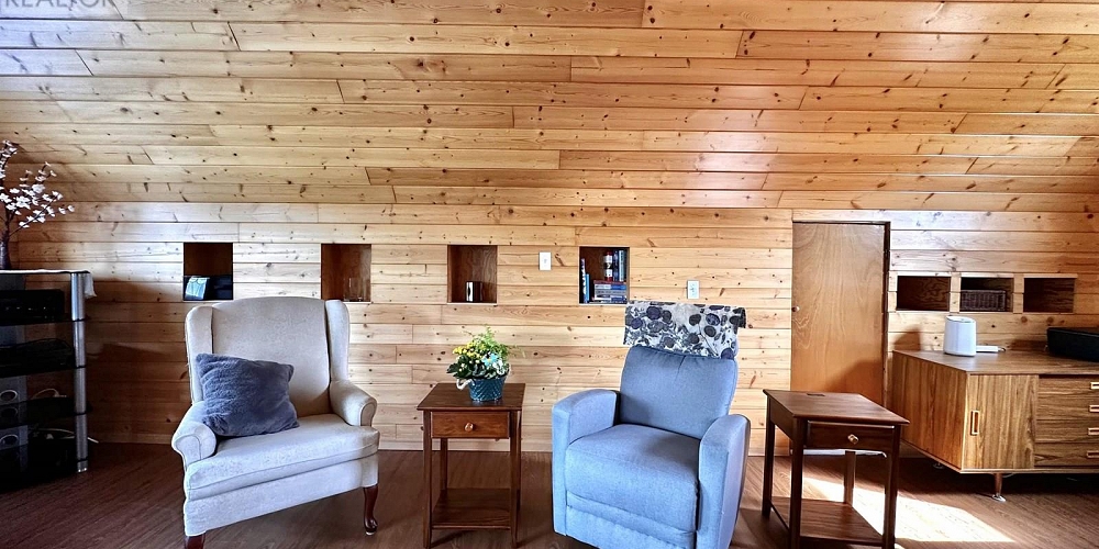 2605 FIRST AVENUE Terrace Photo 6