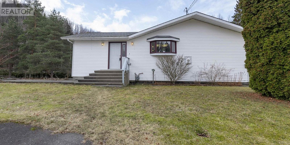 4670 LOWRIE AVENUE Terrace Photo 29